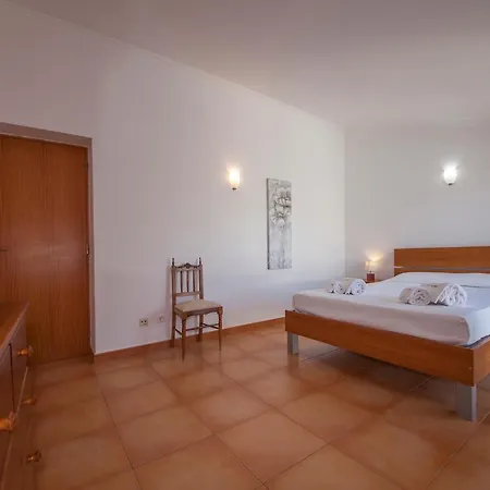 A14 - Cozy Torraltinha * Лагуш